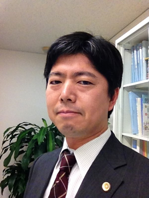 弁護士 岡部信政